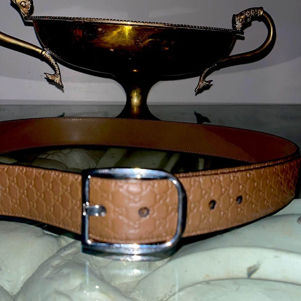 Gucci brown leather belt 30-32”